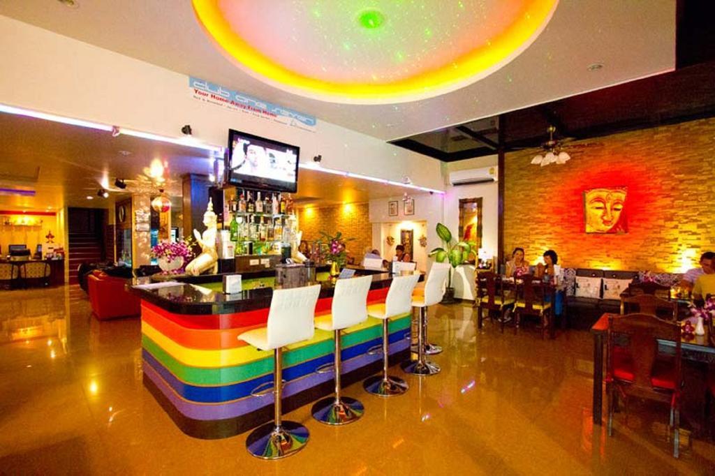 Hotel Club One Seven Phuket Patong Exteriér fotografie
